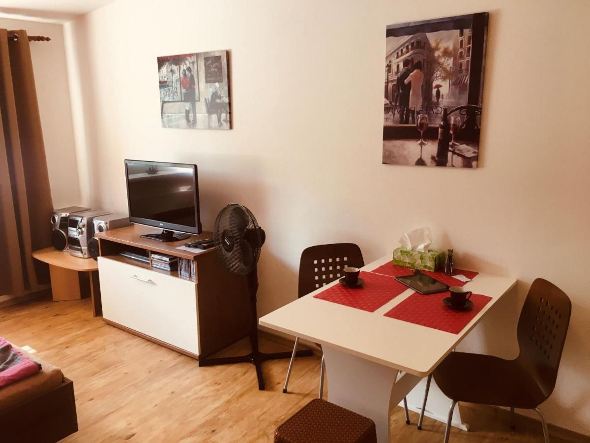Apartman Na Pohodu 25 Apartment Lipno nad Vltavou Exterior photo