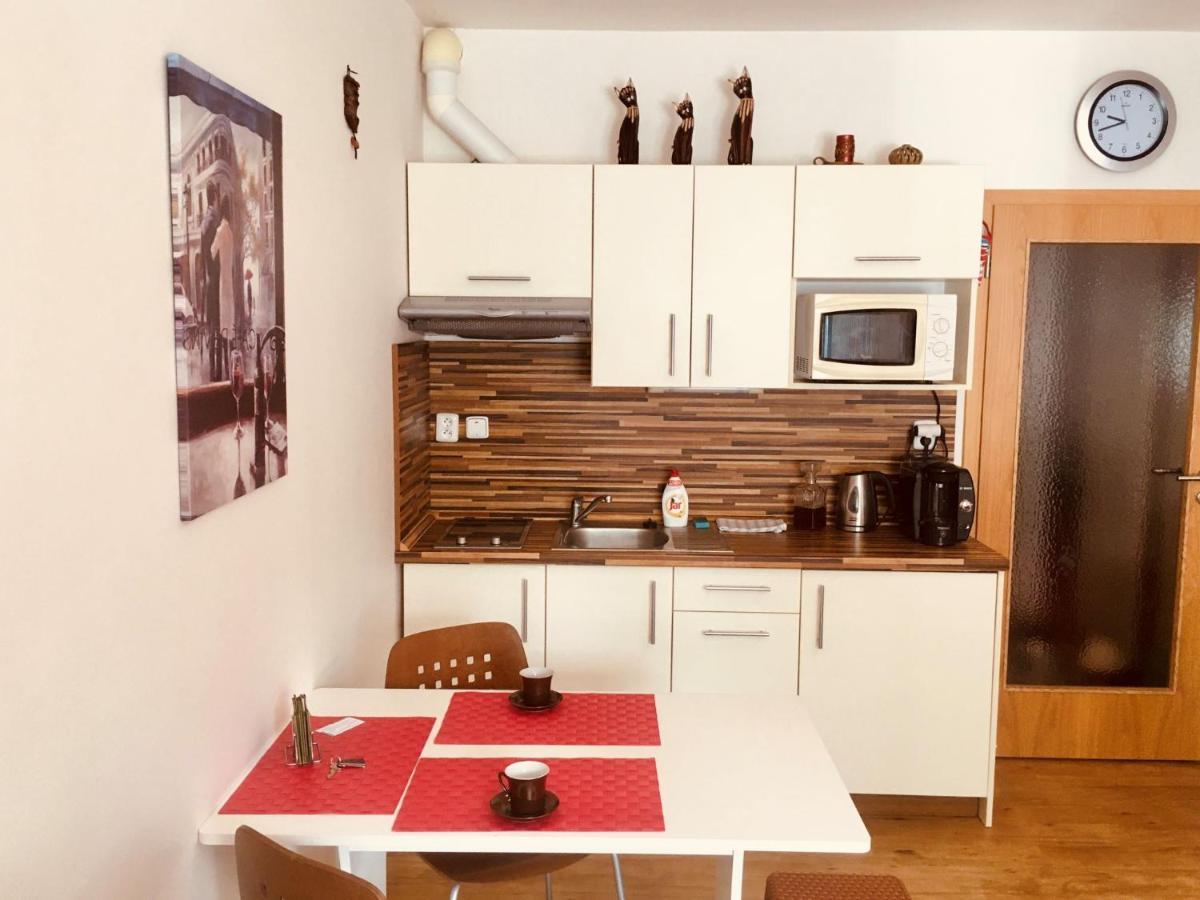 Apartman Na Pohodu 25 Apartment Lipno nad Vltavou Exterior photo